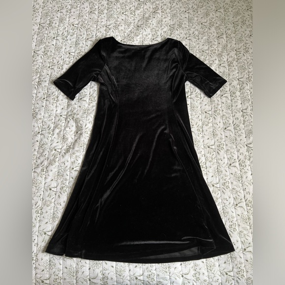 Land’s End Black Velvet Dress - Picture 2 of 3
